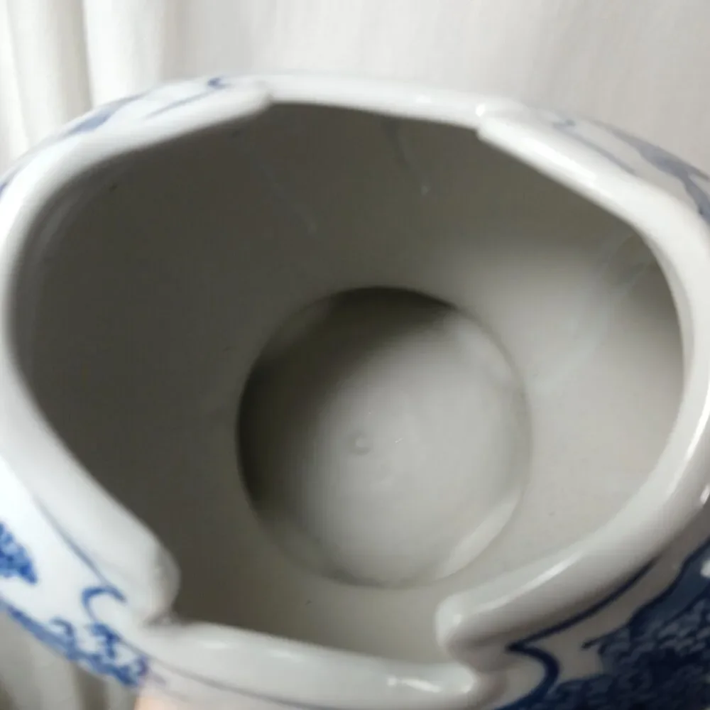 Vtg Blue & White Chinoiserie Vase Bombay Shape Cachepot Double Scroll Handle
